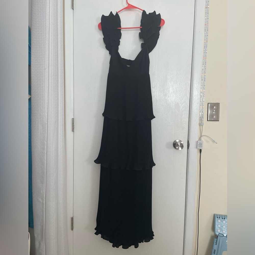 Olivaceous black ruffle cut out dress